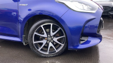 Toyota Yaris 1.5 Hybrid Dynamic 5dr CVT Hybrid Hatchback